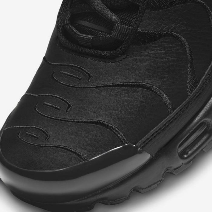 Кросівки Nike AIR MAX PLUS