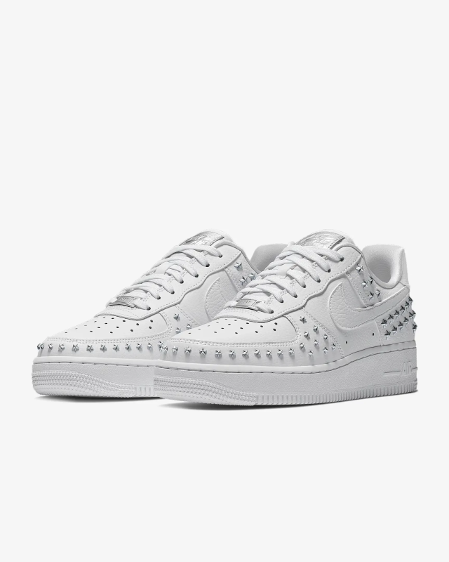 Кросівки NIKE WMNS AIR FORCE 1 07 XX