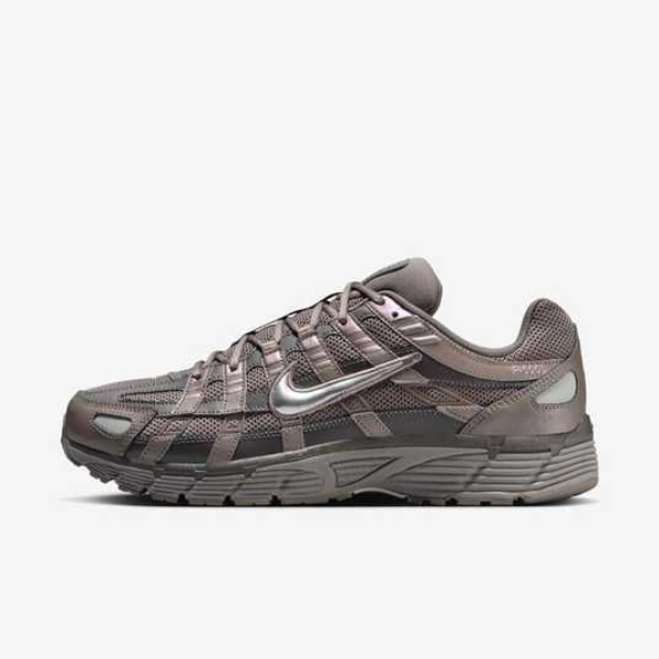 Кросівки Nike P-6000