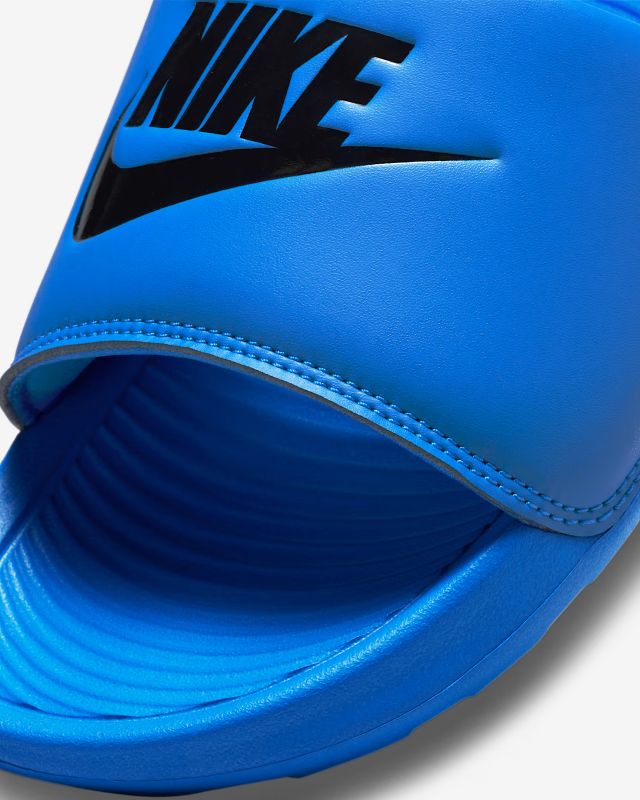 Шльопанці Nike VICTORI ONE SLIDE