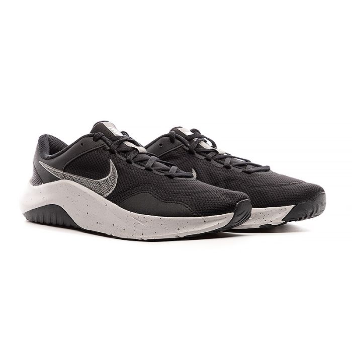 Кросівки Nike M LEGEND ESSENTIAL 3 NN