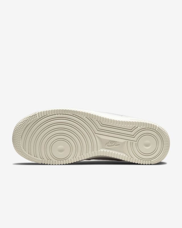 Кросівки Nike WMNS AIR FORCE 1 LO PRM