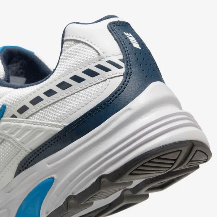 Кросівки Nike INITIATOR