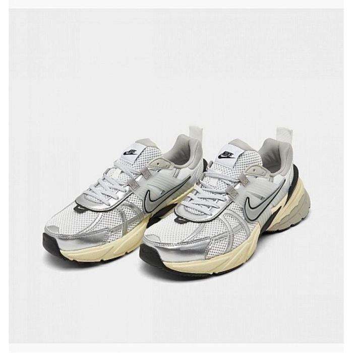 Кросівки Nike W V2K
