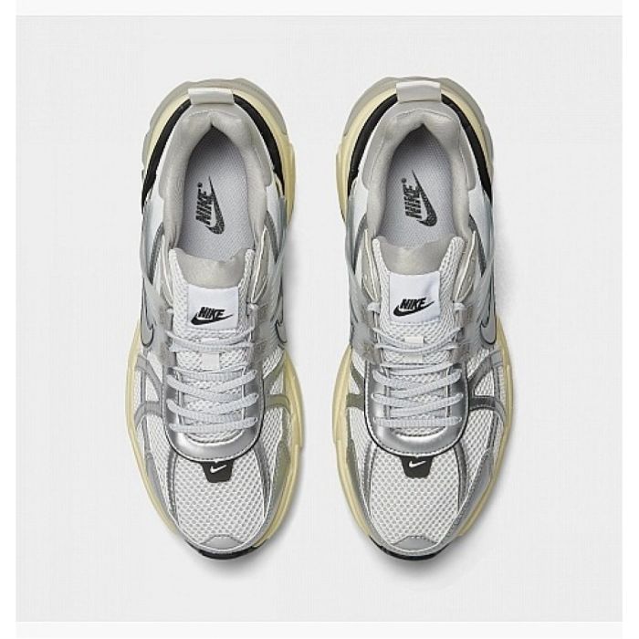 Кросівки Nike W V2K