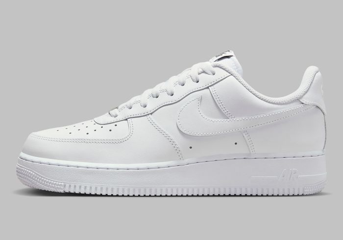 Кросівки Nike AIR FORCE 1 07 FLYEASE