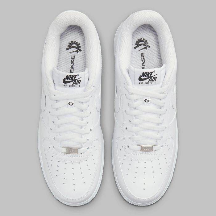 Кросівки Nike AIR FORCE 1 07 FLYEASE