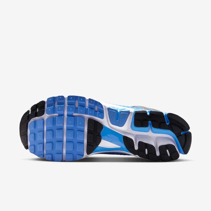 Кросівки Nike ZOOM VOMERO 5