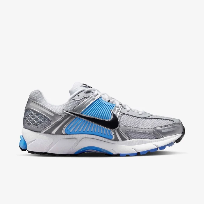 Кросівки Nike ZOOM VOMERO 5