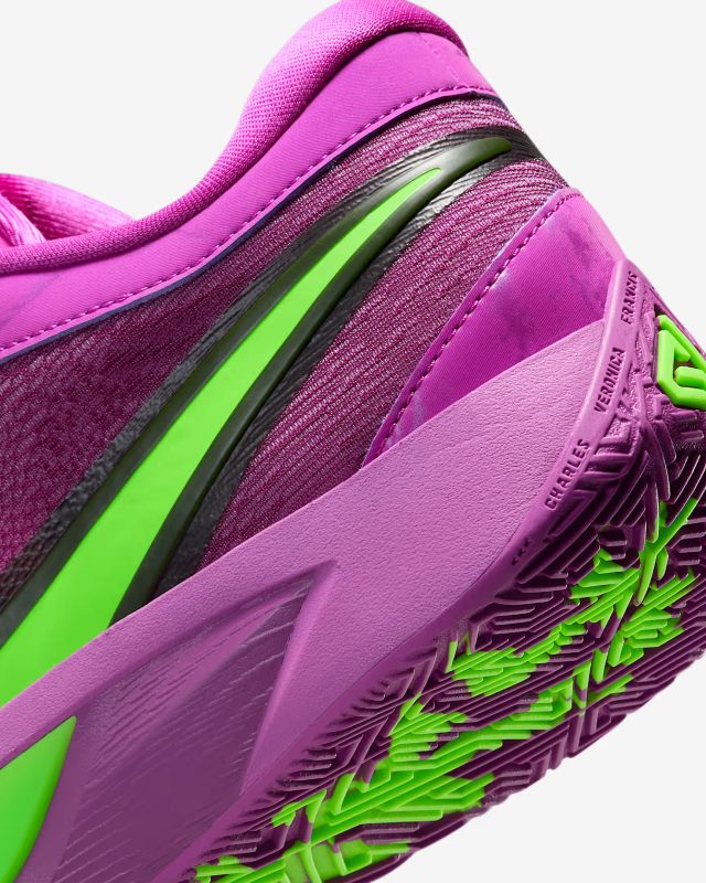 Кросівки Nike GIANNIS FREAK 6