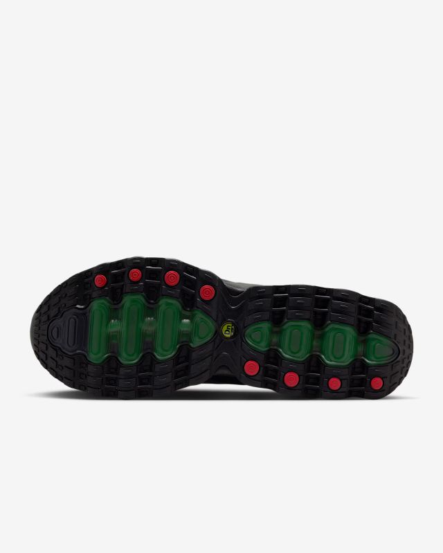 Кросівки Nike AIR MAX DN8