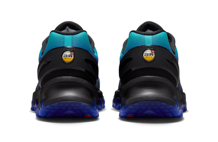 Кросівки Nike AIR MAX DN8