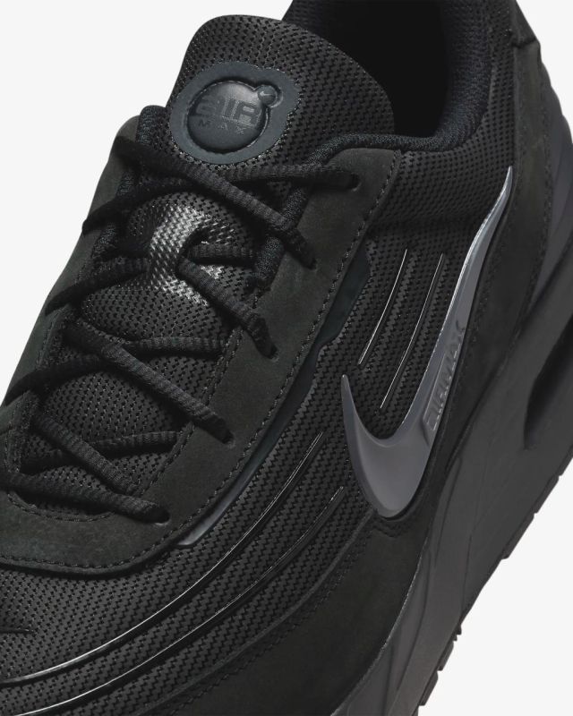 Кросівки Nike AIR MAX VERSE