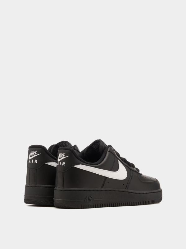 Кросівки Nike AIR FORCE 1 07