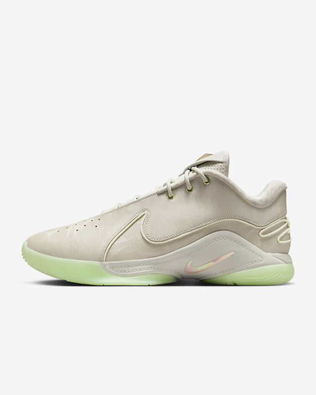 Кросівки Nike LEBRON XXII