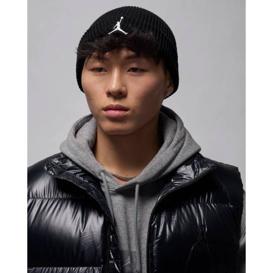 Шапка Nike U J TERRA BEANIE ESS