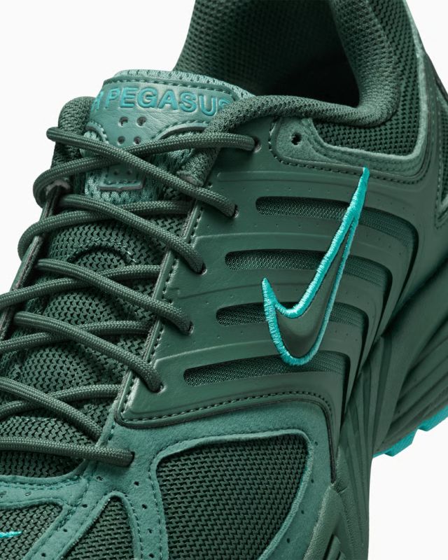 Кросівки Nike AIR PEGASUS 2005