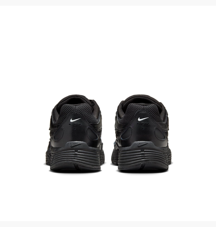 Кросівки Nike P-6000
