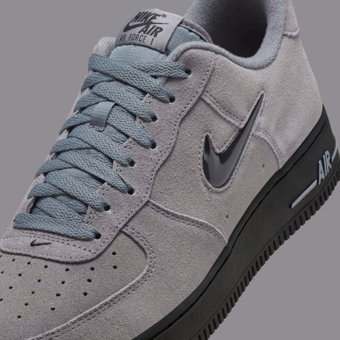 Кросівки Nike AIR FORCE 1 JEWEL