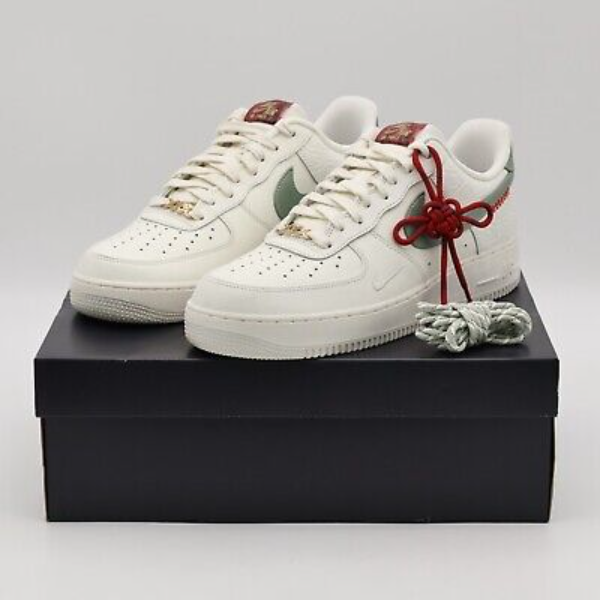 Кросівки Nike AIR FORCE 1 07