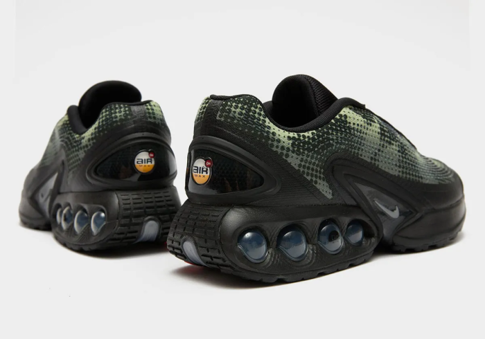 Кросівки Nike AIR MAX DN