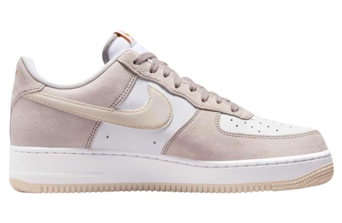 Кросівки Nike AIR FORCE 1 07