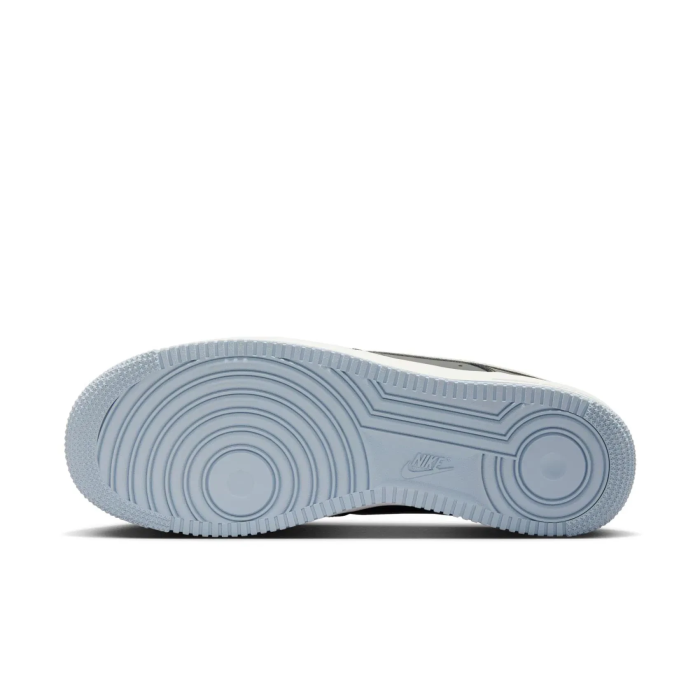 Кросівки Nike AIR FORCE 1 07