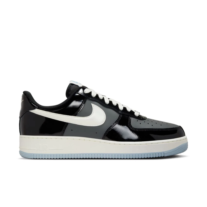Кросівки Nike AIR FORCE 1 07