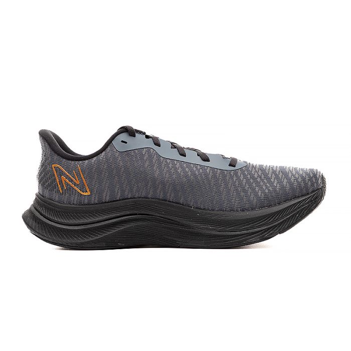 Кросівки New Balance FuelCell Propel v4