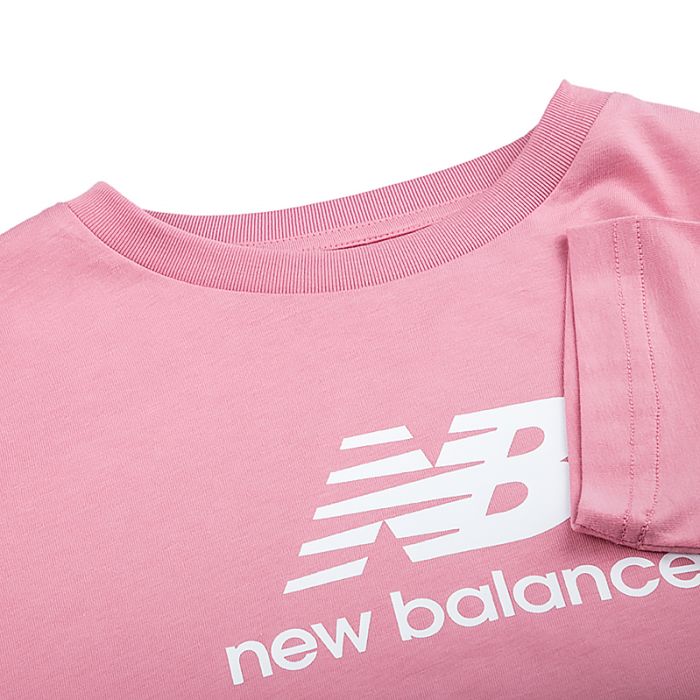 Футболка New Balance Essentials Stacked Logo Jersey